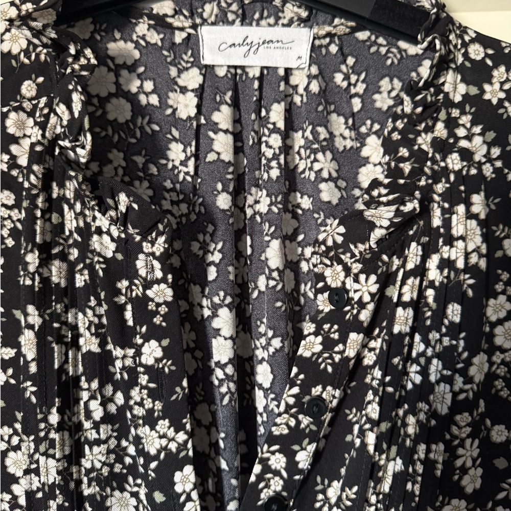 Carly Jean Los Angeles Dark Floral long sleeve dress